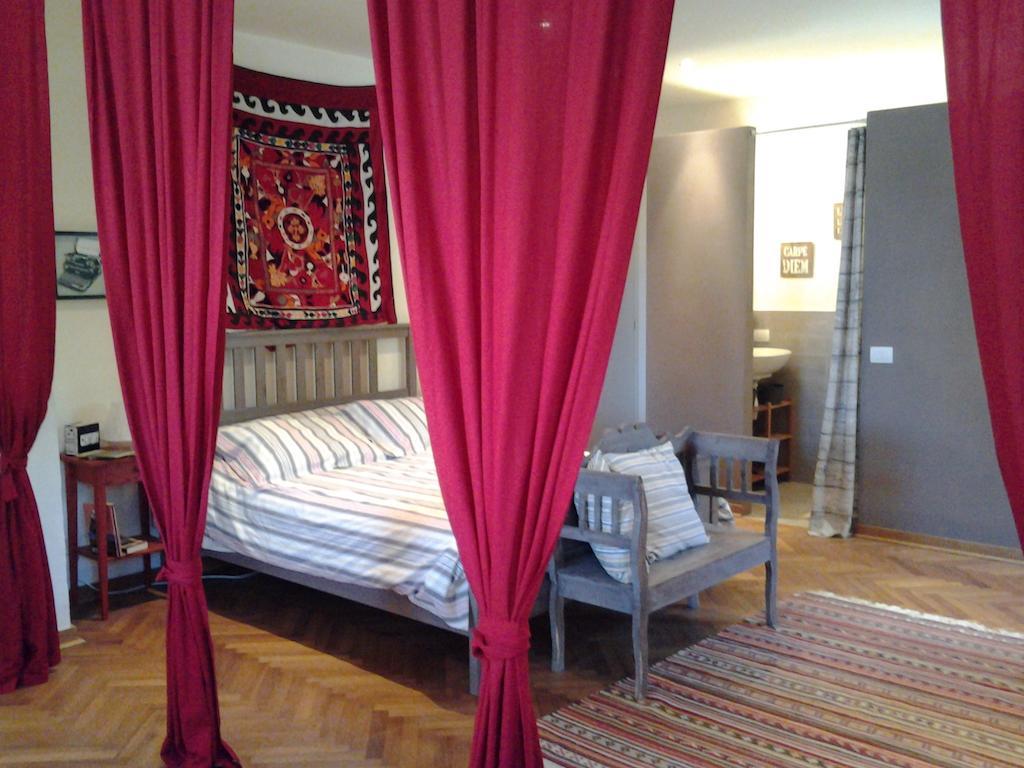 Bed and Breakfast Il Pettirosso Certosa di Pavia Camera foto